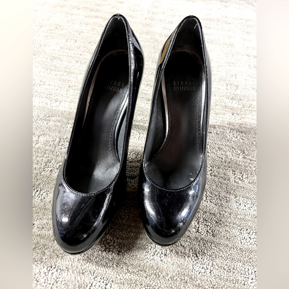 Stuart Weitzman Black Patent Leather Pumps